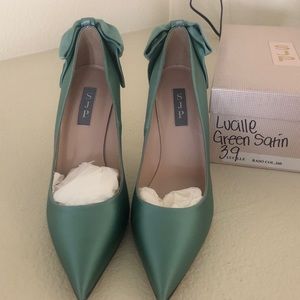 🎉Temporary price drop 🎉 New SJP heels